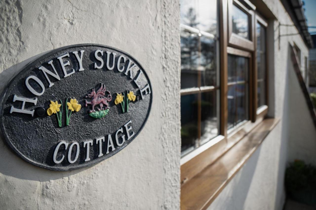 Honeysuckle Cottage - 1 Bedroom Cottage - 암로스 외부 사진