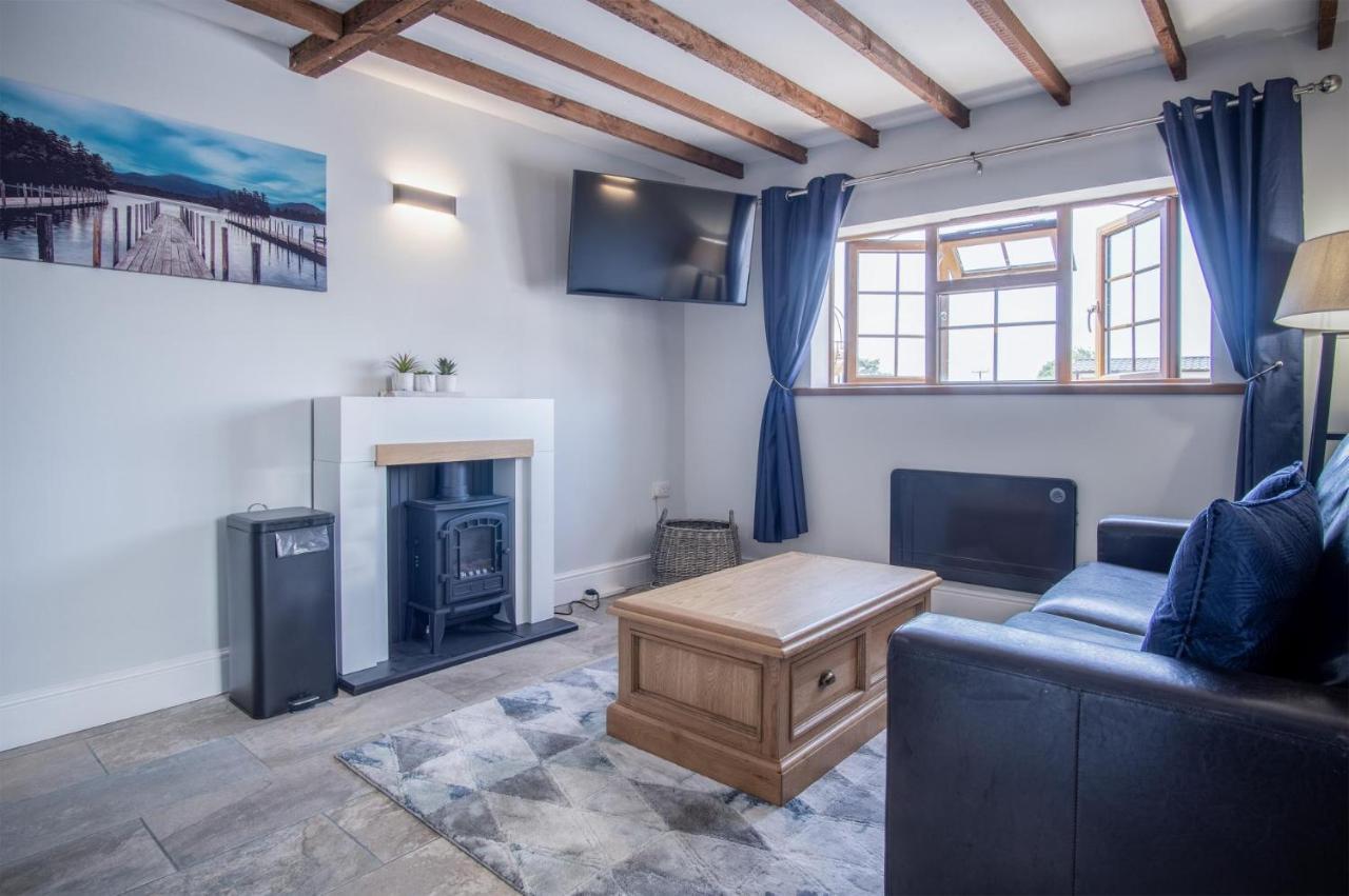 Honeysuckle Cottage - 1 Bedroom Cottage - 암로스 외부 사진
