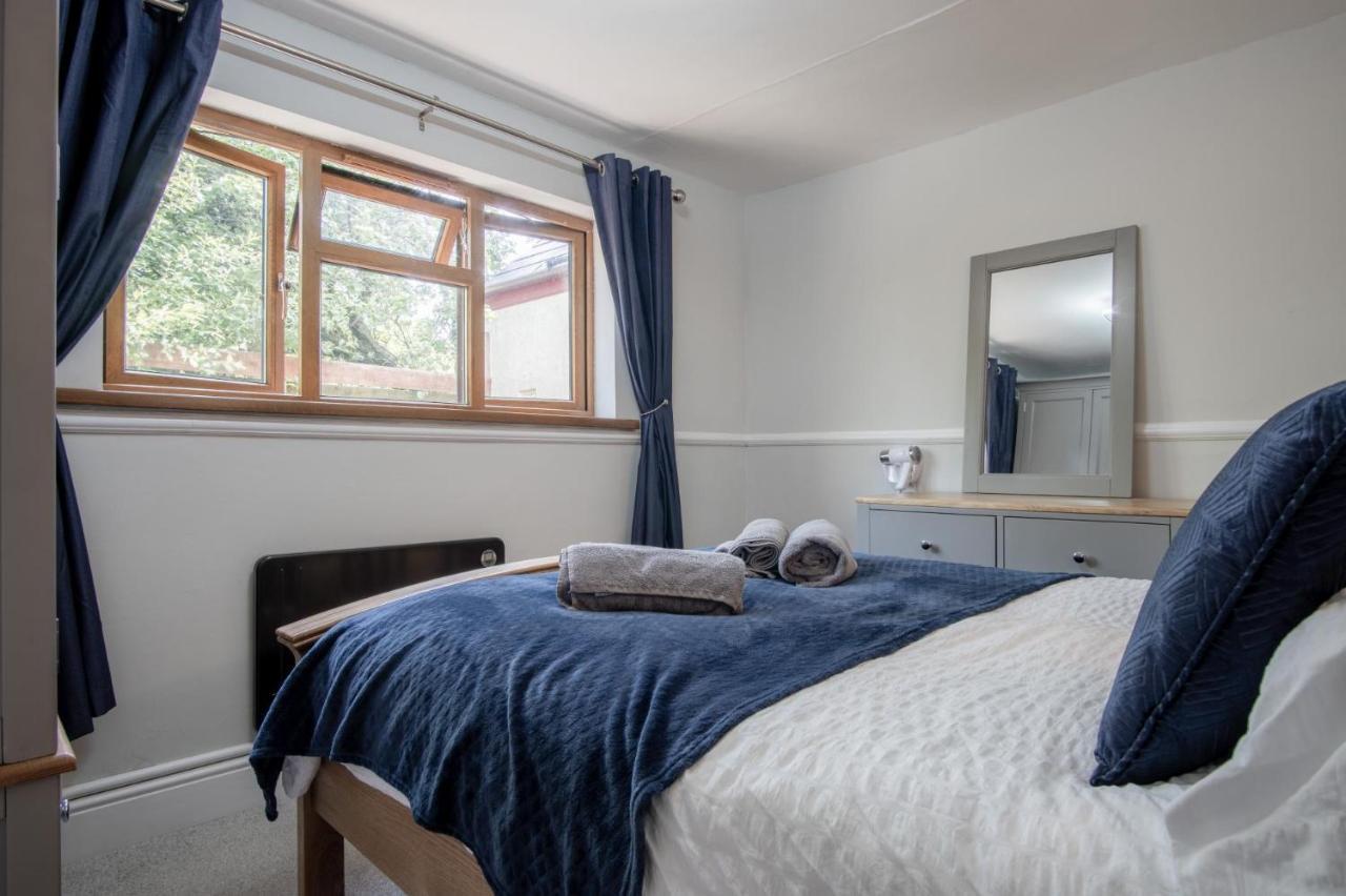 Honeysuckle Cottage - 1 Bedroom Cottage - 암로스 외부 사진
